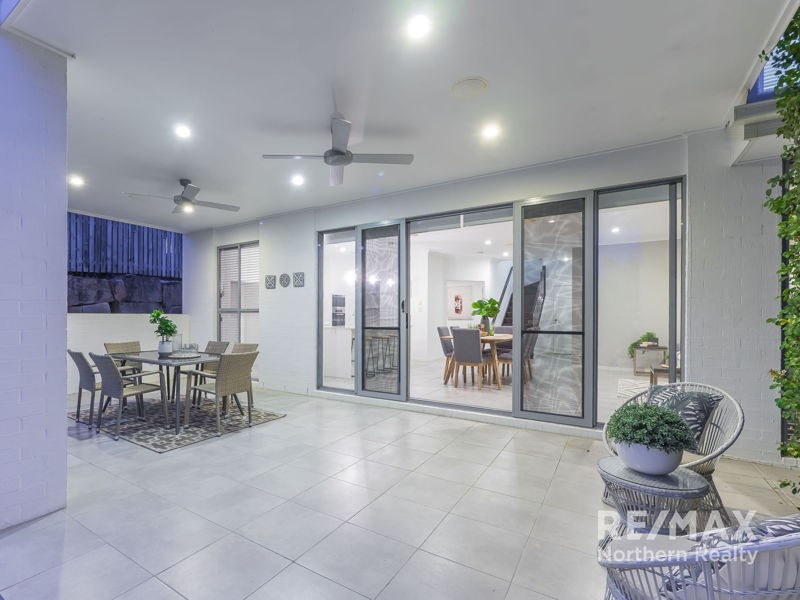 10 Bend Court, Eatons Hill QLD 4037