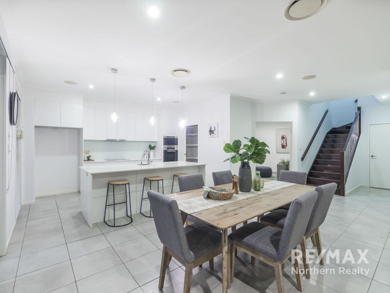 10 Bend Court, Eatons Hill QLD 4037