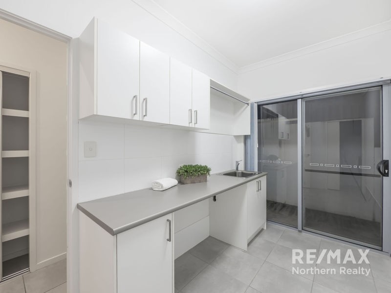 10 Bend Court, Eatons Hill QLD 4037