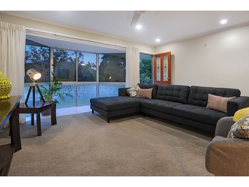 4 Caladenia Court, Everton Hills QLD 4053