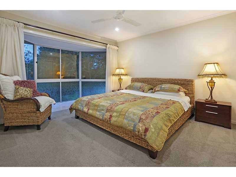 4 Caladenia Court, Everton Hills QLD 4053