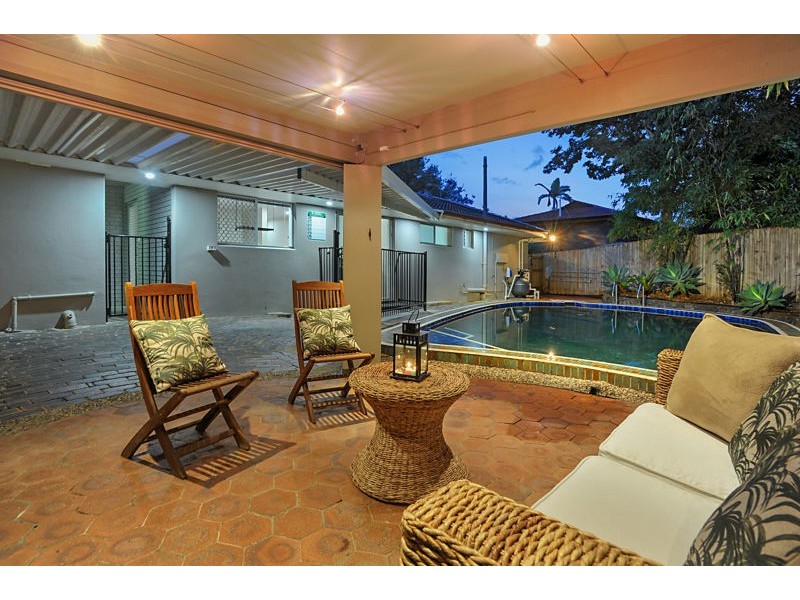 4 Caladenia Court, Everton Hills QLD 4053