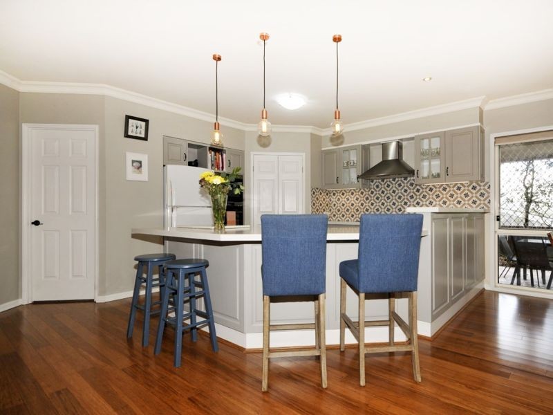 35 Snow Wood Drive, Eatons Hill QLD 4037