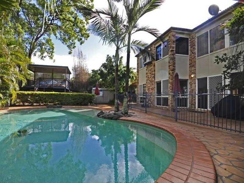 35 Snow Wood Drive, Eatons Hill QLD 4037