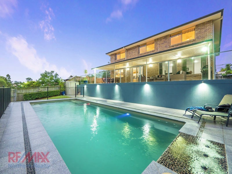 14 Lowai Ct, Albany Creek QLD 4035