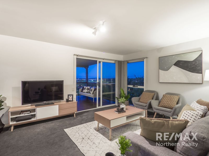 5 Midas Street, Eatons Hill QLD 4037