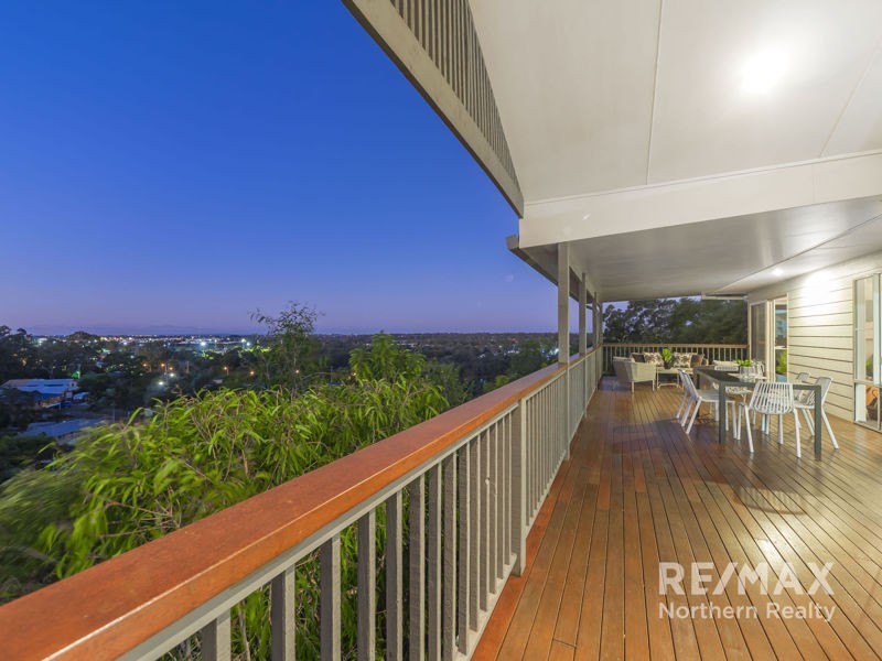 5 Midas Street, Eatons Hill QLD 4037