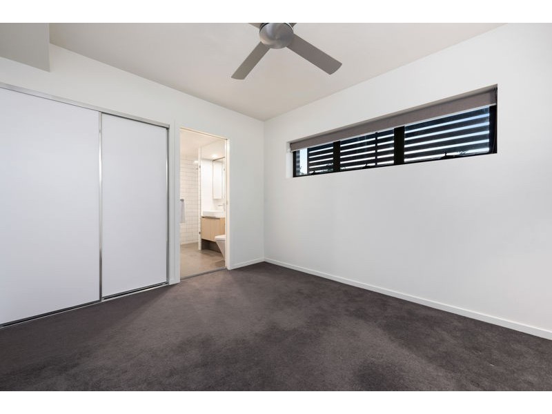 4/10 Ruby Road, Mitchelton QLD 4053