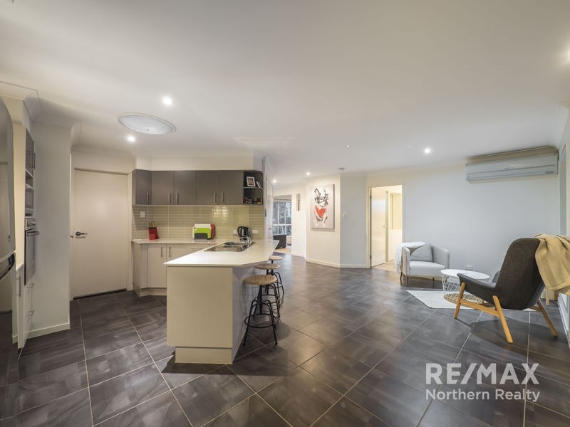 34 BELLA STREET, Cashmere QLD 4500
