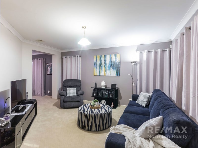 12 Boronia Court, Albany Creek QLD 4035