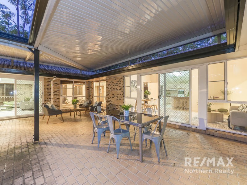 65 Cashmere Lane, Cashmere QLD 4500