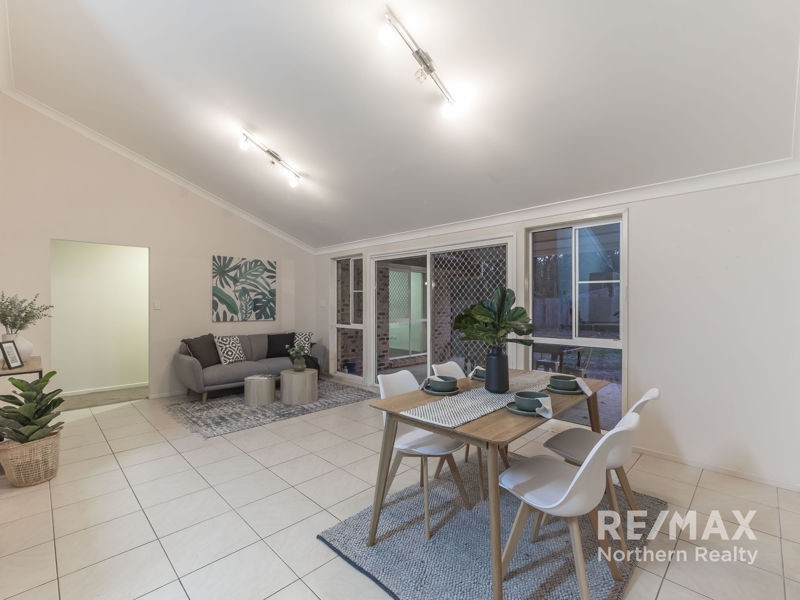 65 Cashmere Lane, Cashmere QLD 4500