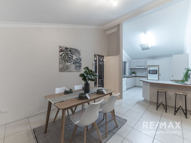 65 Cashmere Lane, Cashmere QLD 4500