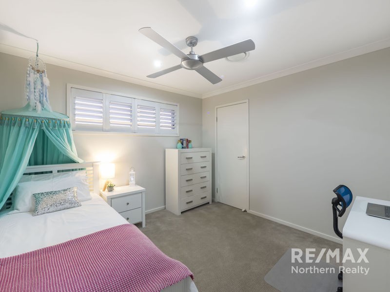 32 Swan Parade, Warner QLD 4500