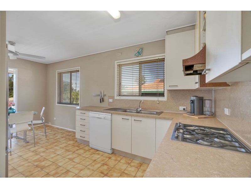 11 Tabulam Drive, Ferny Hills QLD 4055