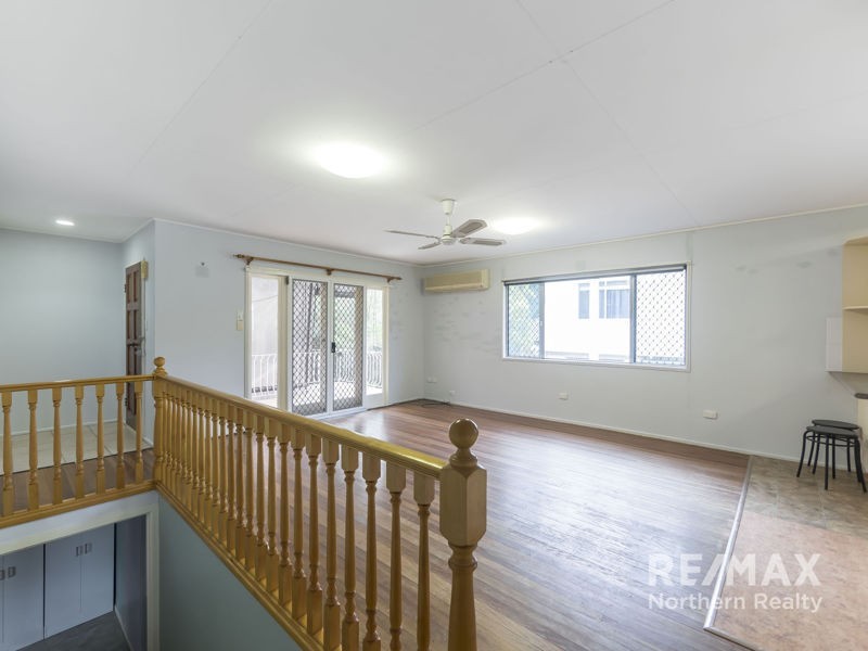 52 Glenlee Street, Arana Hills QLD 4054