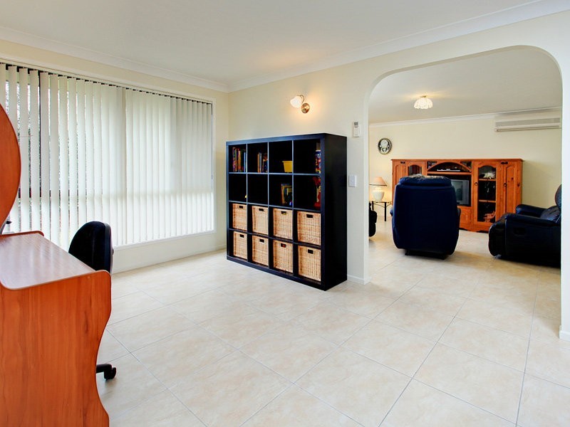 17 James Cash Court, Albany Creek QLD 4035