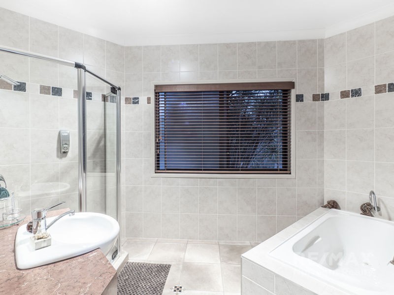 16 Jacksonia Drive, Warner QLD 4500