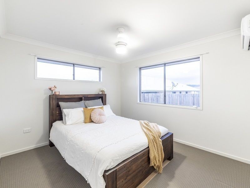 30 Mackellar Way (Pioneer Way), Walloon QLD 4306