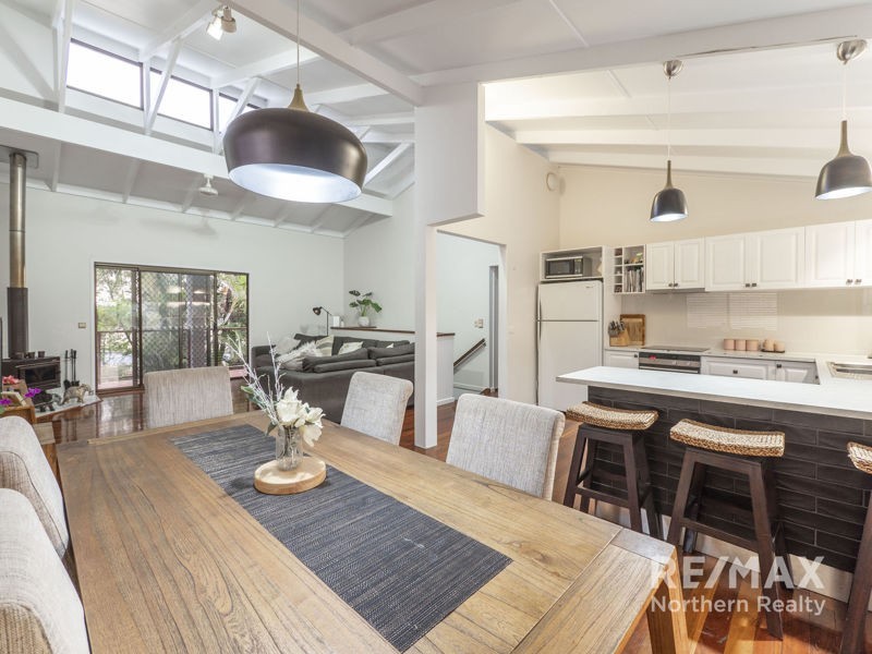 15 Minerva Court, Eatons Hill QLD 4037