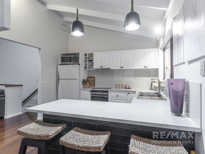 15 Minerva Court, Eatons Hill QLD 4037