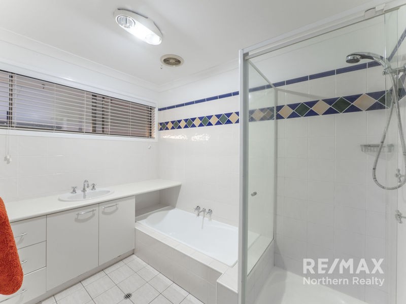 15 Minerva Court, Eatons Hill QLD 4037