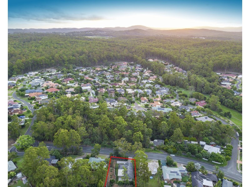 92 Thiess Drive, Albany Creek QLD 4035