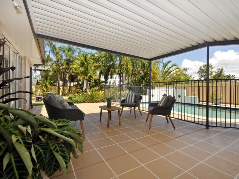 60 Snow Wood Drive, Eatons Hill QLD 4037