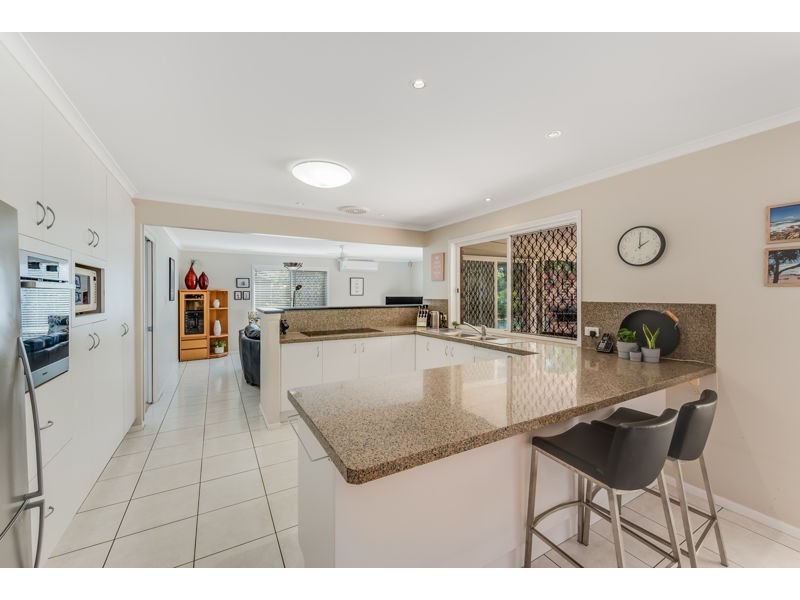 13 Coolabah Cres, Bridgeman Downs QLD 4035