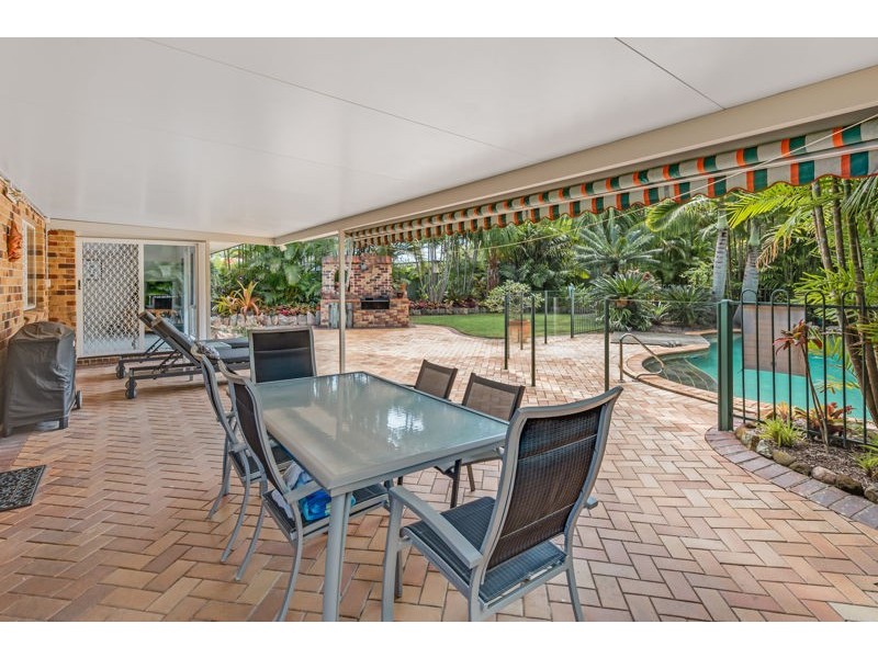 13 Coolabah Cres, Bridgeman Downs QLD 4035