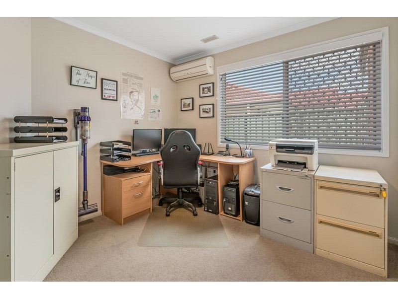 13 Coolabah Cres, Bridgeman Downs QLD 4035