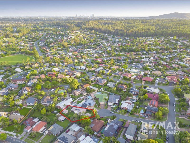 9 Diss Court, Albany Creek QLD 4035