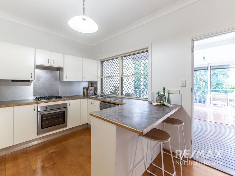 50 Temple Street, Coorparoo QLD 4151