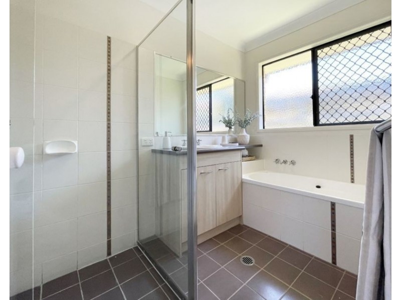 35 Mada Drive, Upper Coomera QLD 4209