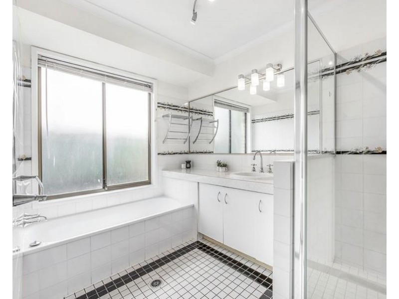 753 South Pine Road, Albany Creek QLD 4035