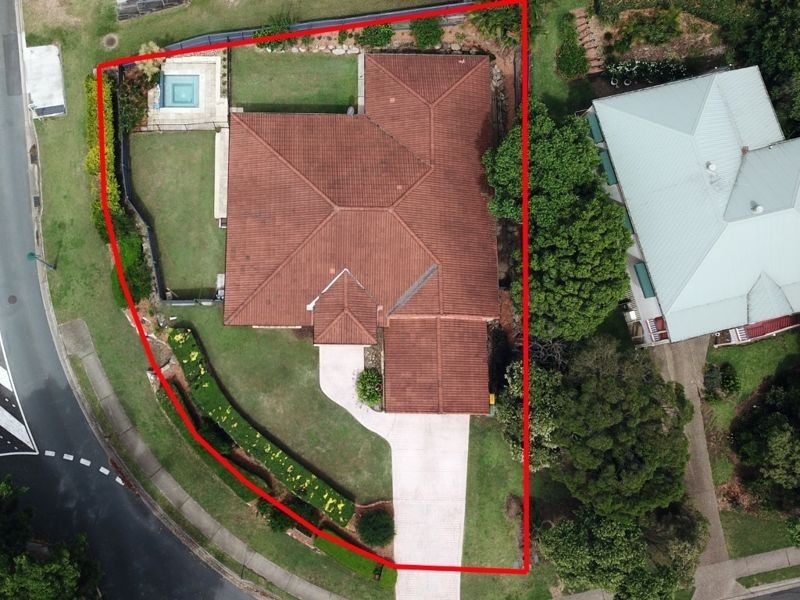 1 Granada Drive, Eatons Hill QLD 4037