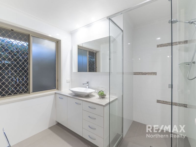 10 Monash Place, Ferny Grove QLD 4055