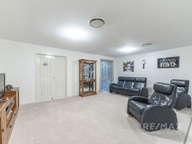 10 Monash Place, Ferny Grove QLD 4055