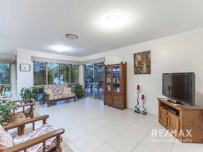 10 Monash Place, Ferny Grove QLD 4055