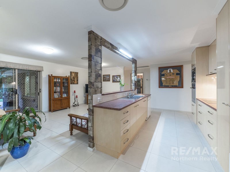 10 Monash Place, Ferny Grove QLD 4055