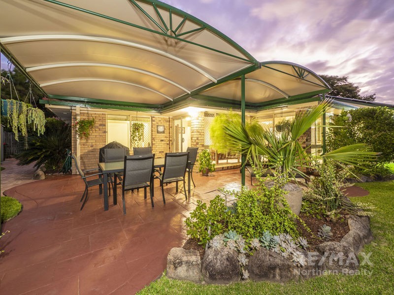10 Monash Place, Ferny Grove QLD 4055