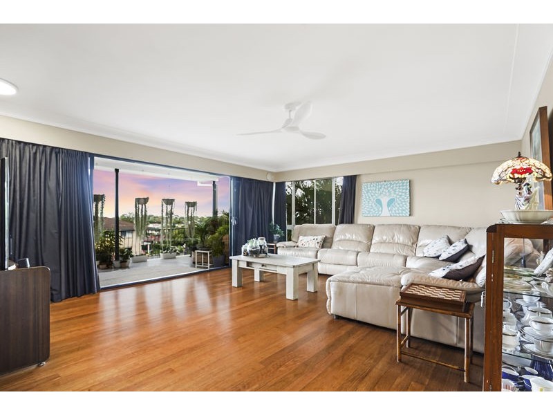 4 Luckins Street, Aspley QLD 4034