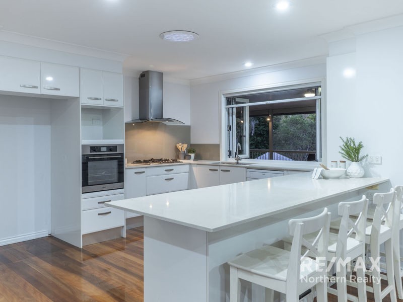 10 Blue Hills Drive, Bunya QLD 4055