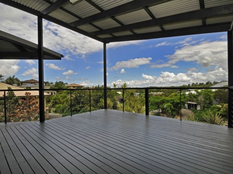 4 Windrush Close, Eatons Hill QLD 4037