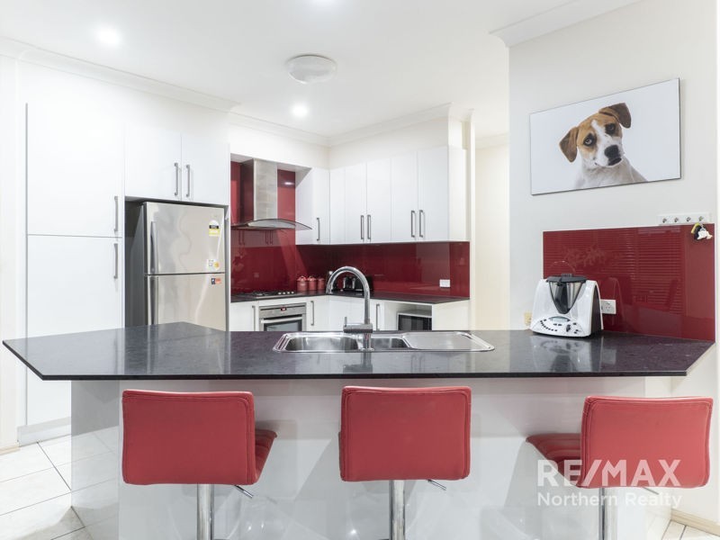 156 Bangalow st, Bridgeman Downs QLD 4035