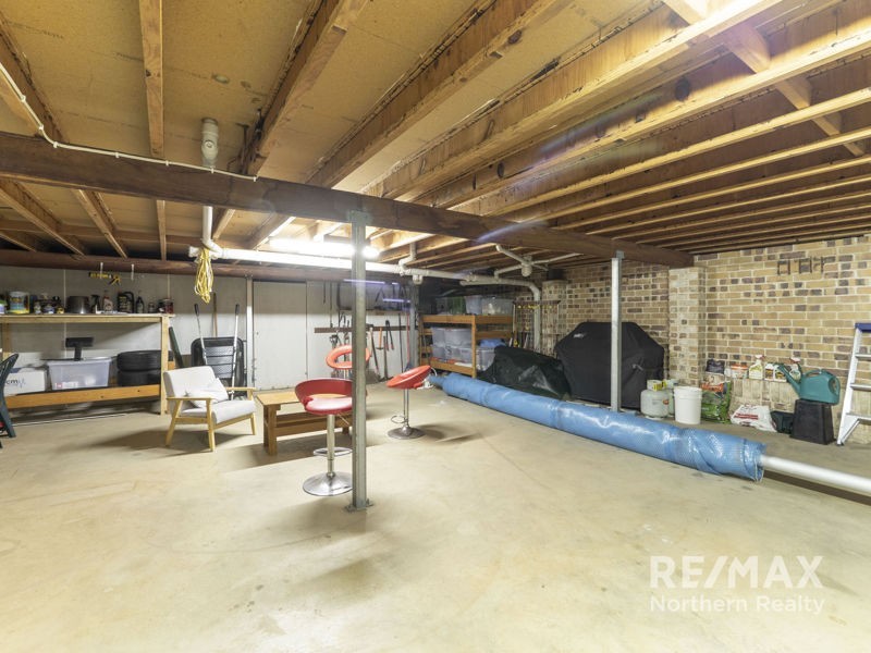 156 Bangalow st, Bridgeman Downs QLD 4035