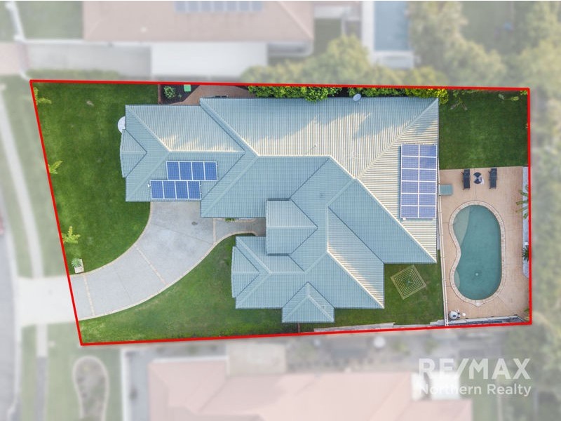 156 Bangalow st, Bridgeman Downs QLD 4035