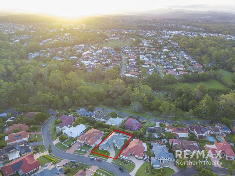 156 Bangalow st, Bridgeman Downs QLD 4035