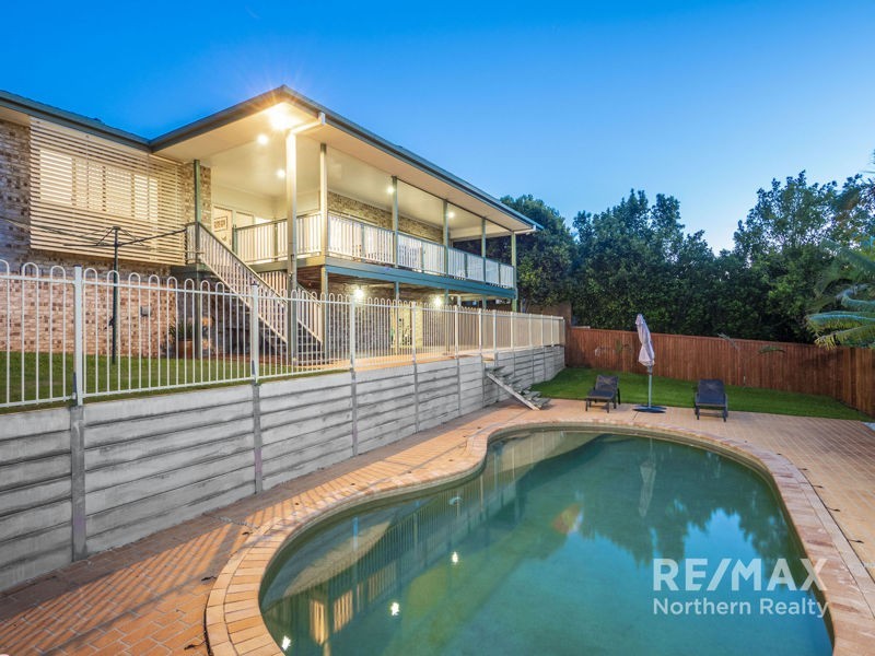 156 Bangalow st, Bridgeman Downs QLD 4035