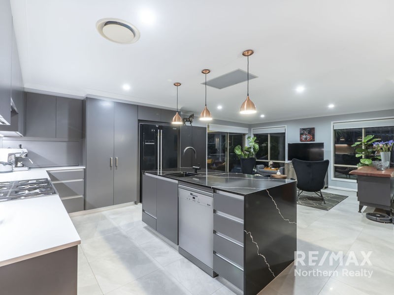 5 Rene Ct, Cashmere QLD 4500